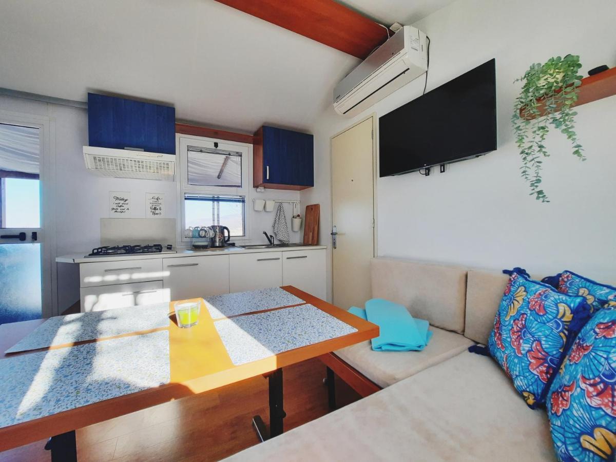 Mobile Home Fantasea نوفي فينودولسكي المظهر الخارجي الصورة