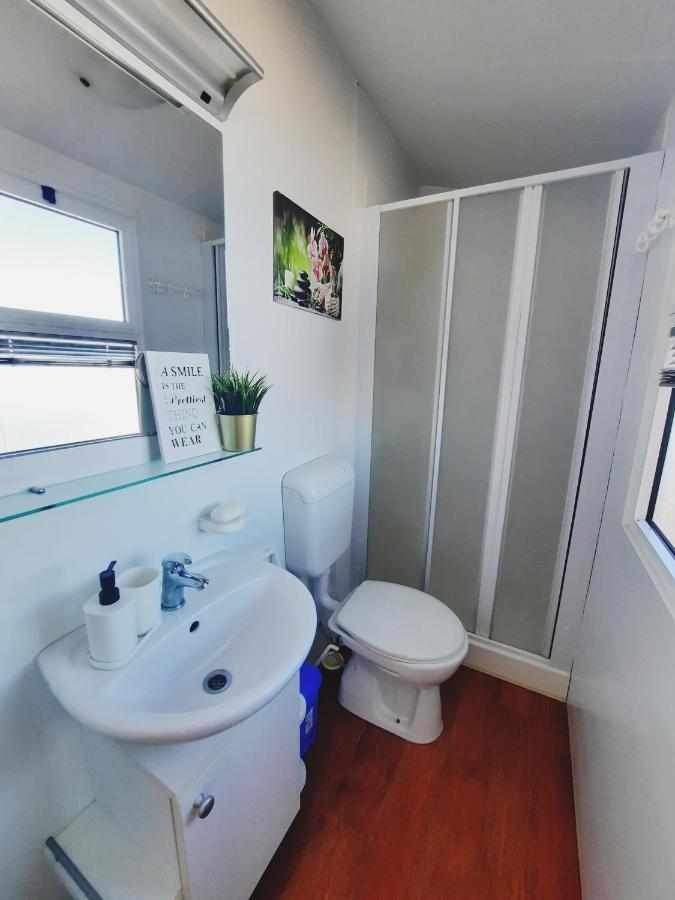 Mobile Home Fantasea نوفي فينودولسكي المظهر الخارجي الصورة
